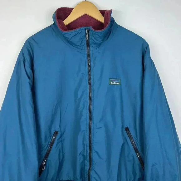 Stylish L.L. Bean Blue Lightweight Jacket - Picture 2 of 4